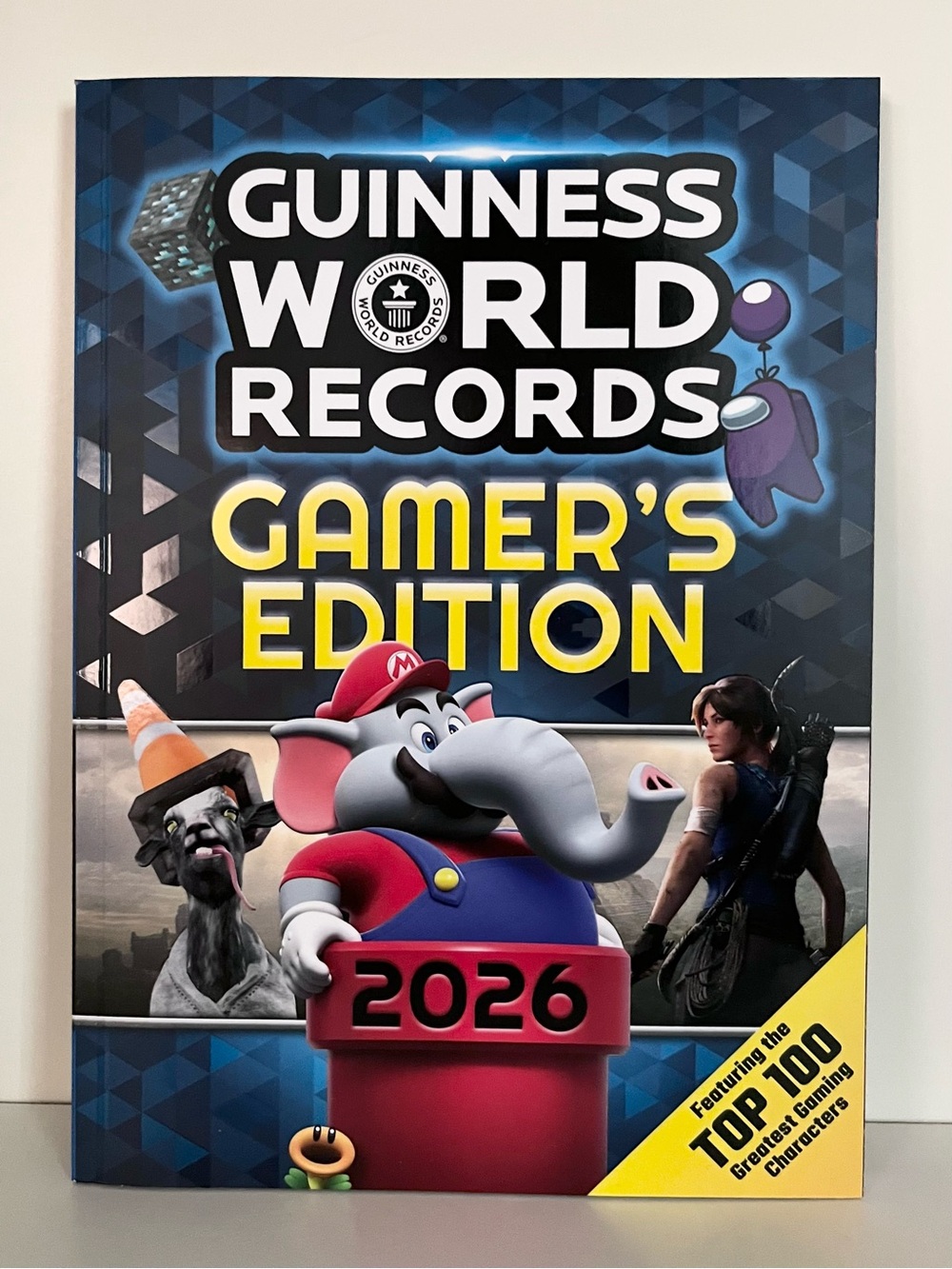 New Guinness gamers world records full color book